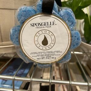 Spongelle Freesia Pear Blue Body Wash Infused Buffer